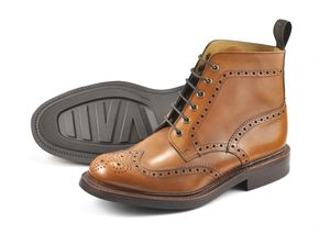 Loake Bedale Brouge Boot: Tan